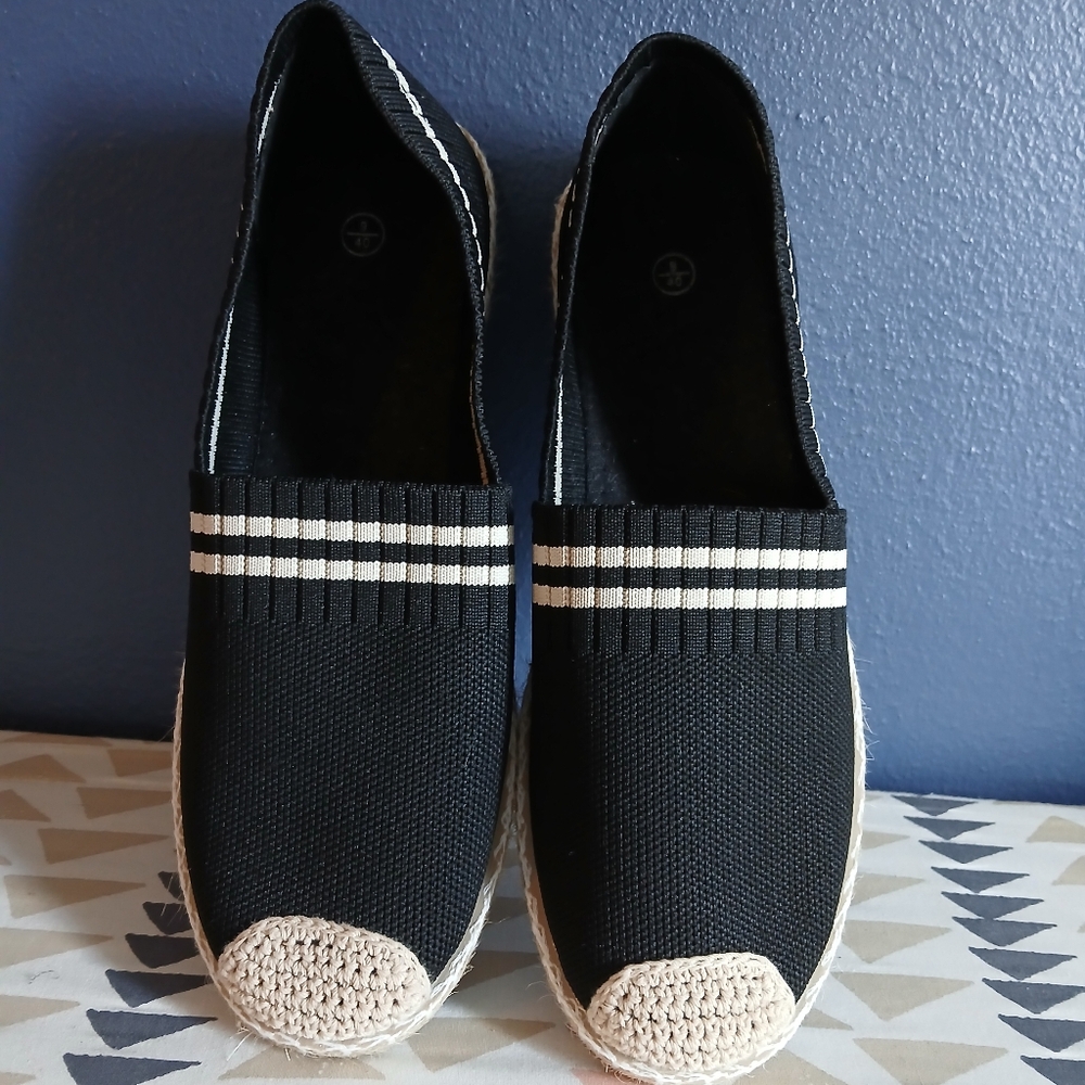 Breathable flats